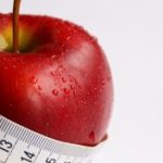 毎朝一個のりんごで5kg痩せた！りんごダイエットって断食系？